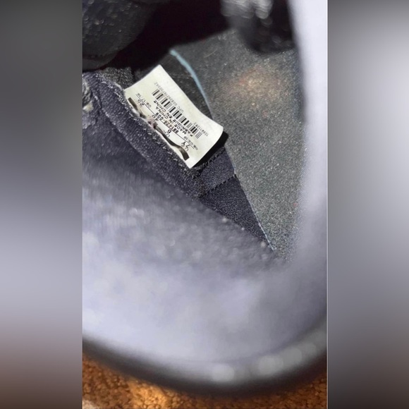 Jordan 1 valentines - Picture 3 of 5